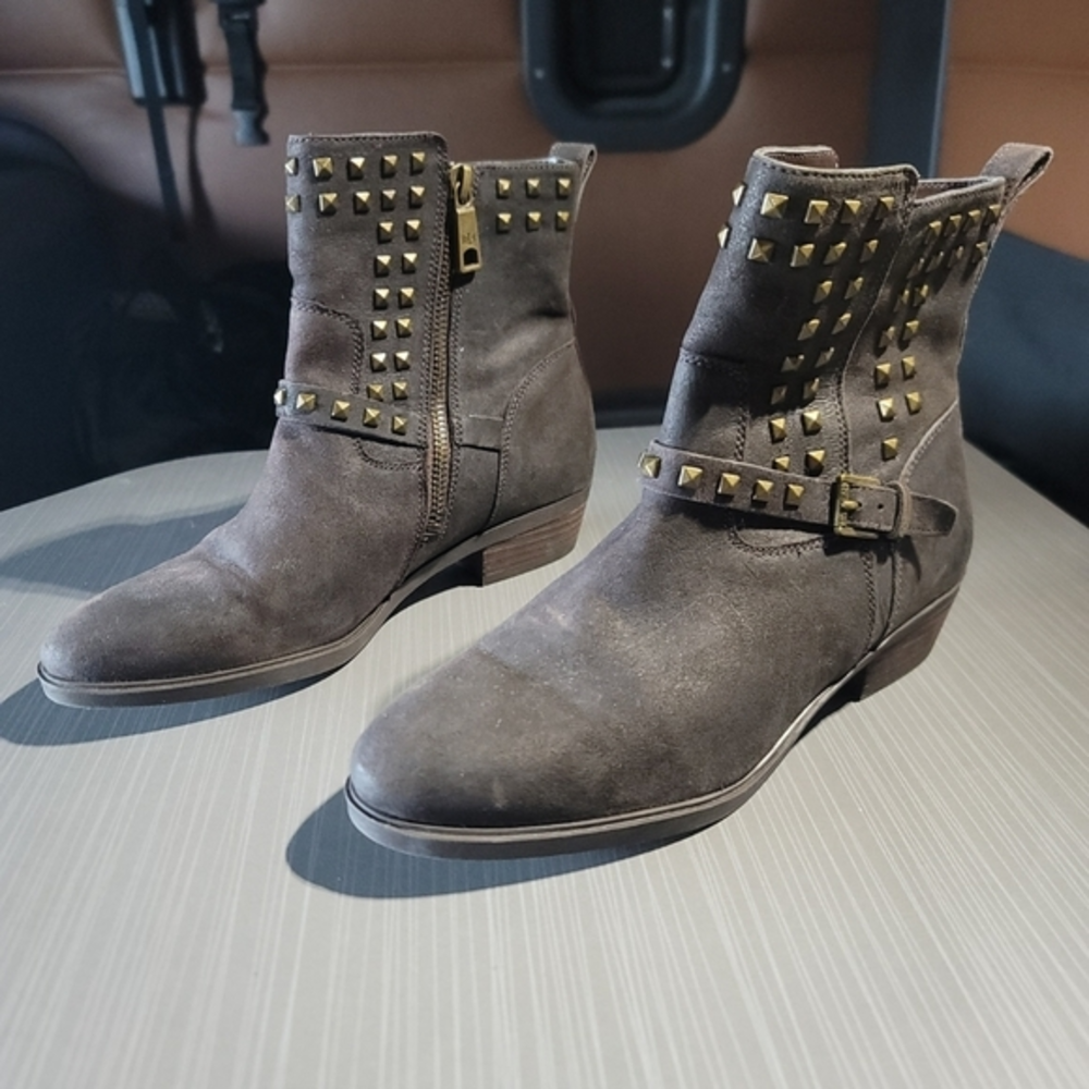 Ralph Lauren Leather Shaelynn Boots Sz 6 Dark Brown‎ Studded, Zipper, Low Boots.